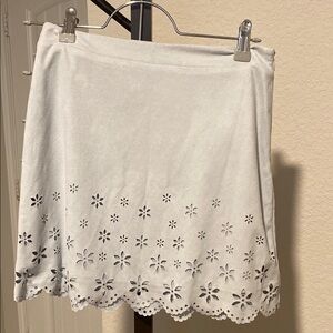 Elegant White Floral Skirt